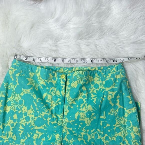 Soft Surroundings Green and Yellow Capris Vibrant Botanical Design - Picture 4 of 10